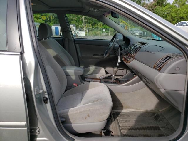 Photo 9 from auction – 2004 TOYOTA CAMRY LE with VIN 4T1BF32K54U576930