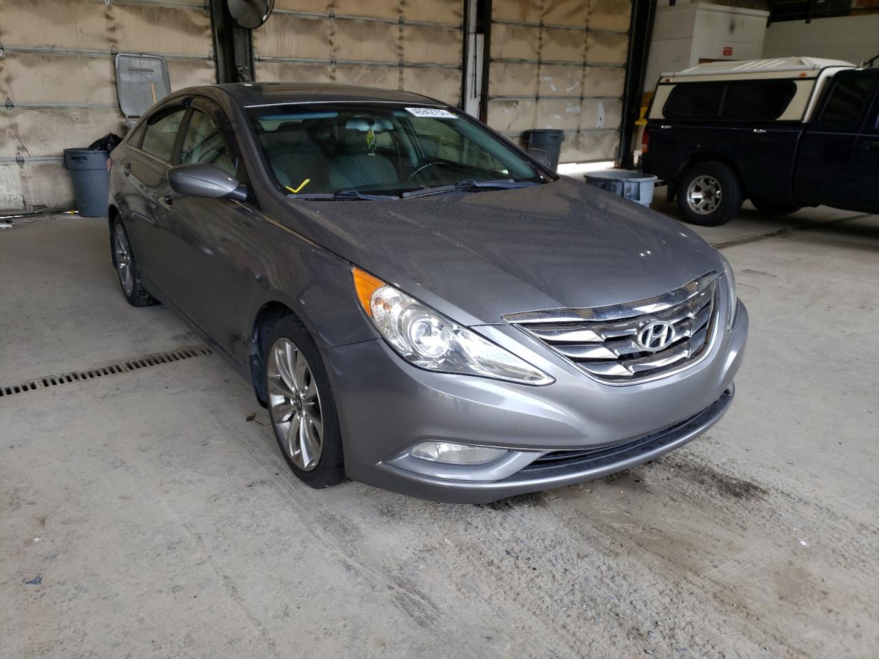 HYUNDAI SONATA SE 2013 with VIN 5NPEC4AB7DH559025 - Photo from auction