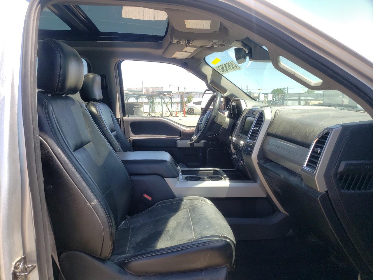 Photo 5 from auction – 2018 FORD F350 SUPER with VIN 1FT8W3BTXJEC07896