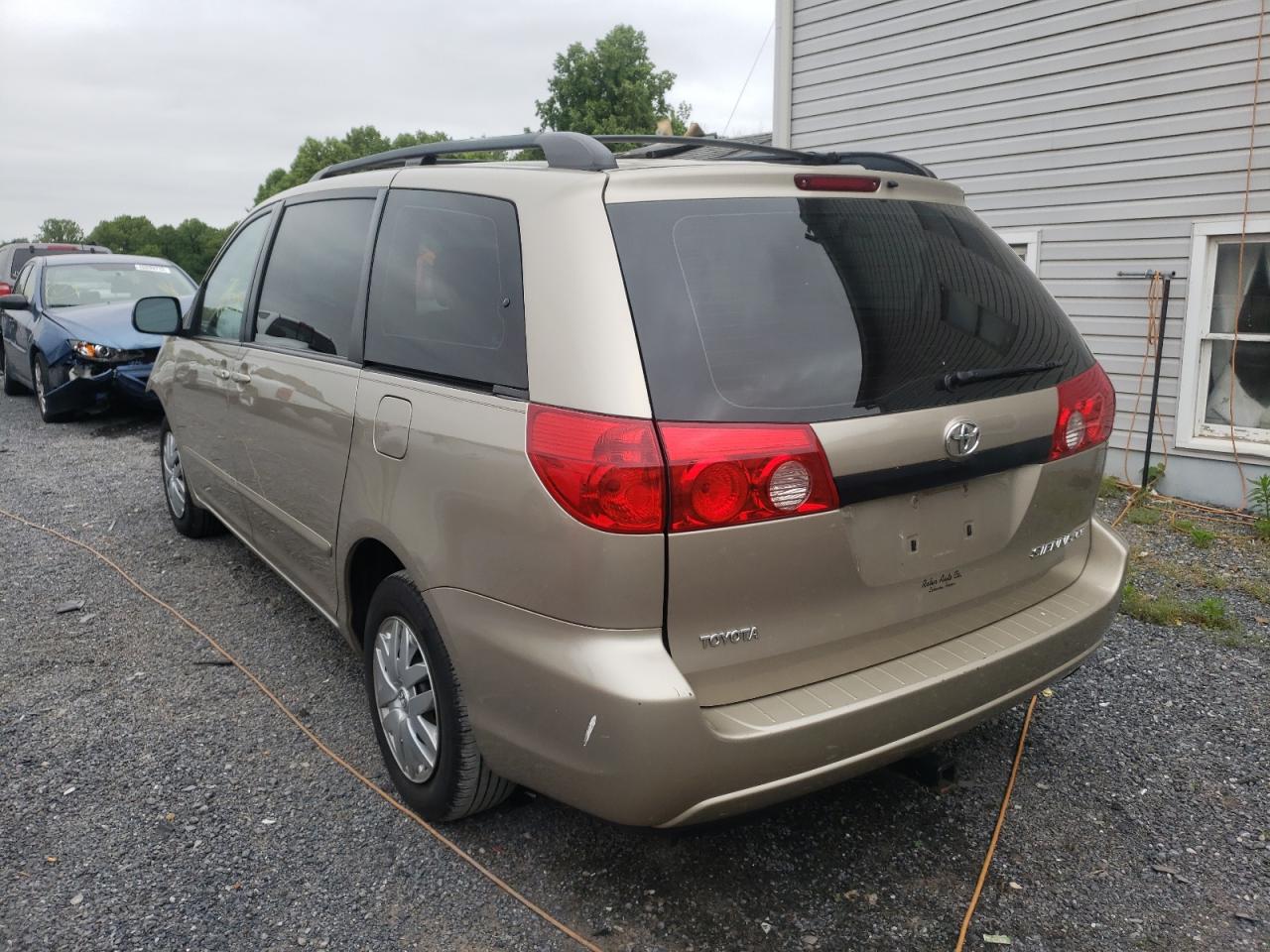 Photo 3 from auction – 2006 TOYOTA SIENNA CE with VIN 5TDZA23C96S535551