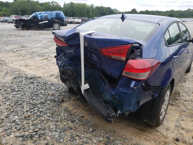 Photo 9 from auction – 2017 KIA FORTE LX with VIN 3KPFK4A73HE124886