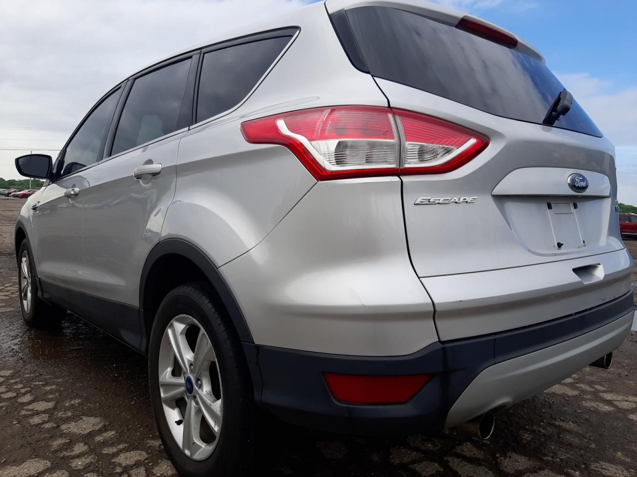 Photo 3 from auction – 2013 FORD ESCAPE SE with VIN 1FMCU0GX2DUB97929