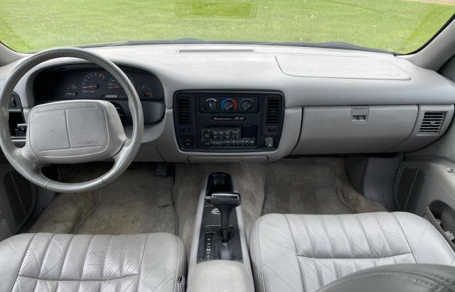 Photo 9 from auction – 1996 CHEVROLET CAPRICE / with VIN 1G1BL52P3TR155674