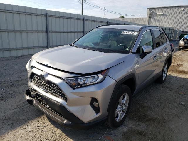 Photo 2 from auction – 2020 TOYOTA RAV4 XLE with VIN 2T3P1RFV2LC084875