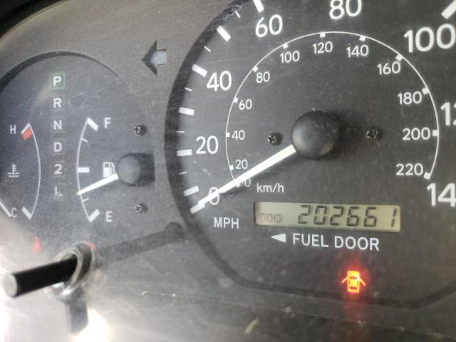Photo 8 from auction – 2001 TOYOTA CAMRY CE with VIN 4T1BG22K51U814780