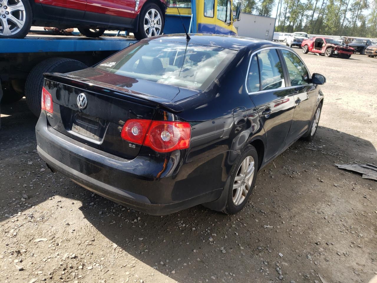 Photo 4 from auction – 2007 VOLKSWAGEN JETTA WOLF with VIN 3VWEF71K57M114223