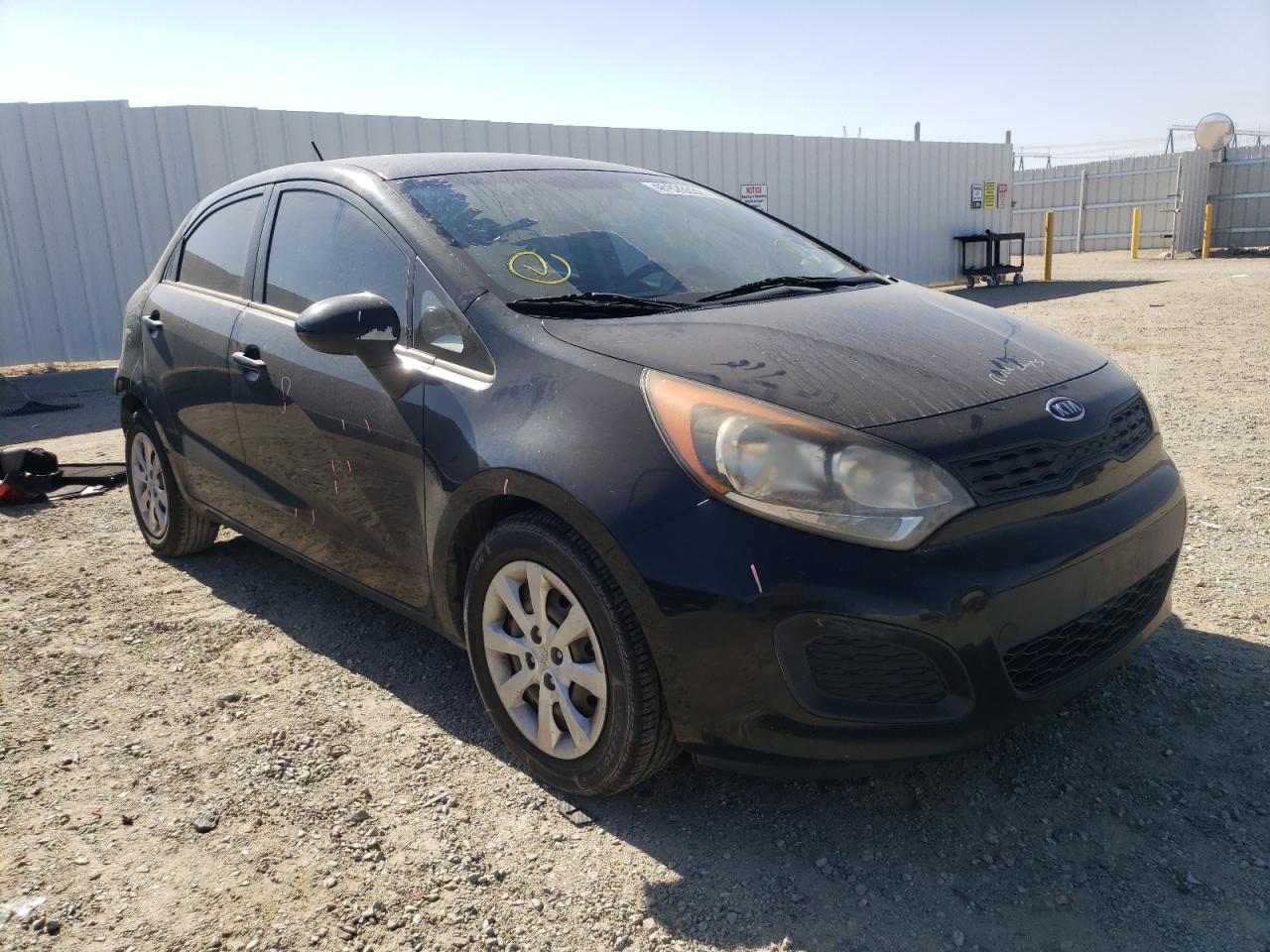 Photo 15 from auction – 2013 KIA RIO LX with VIN KNADM5A3XD6100652