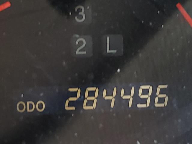 Photo 8 from auction – 2003 LEXUS ES 300 with VIN JTHBF30G830102848