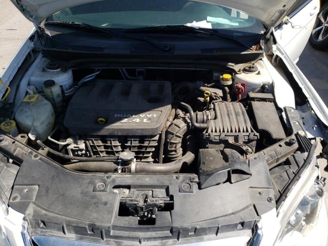 Photo 7 from auction – 2013 CHRYSLER 200 LX with VIN 1C3CCBAB0DN671097