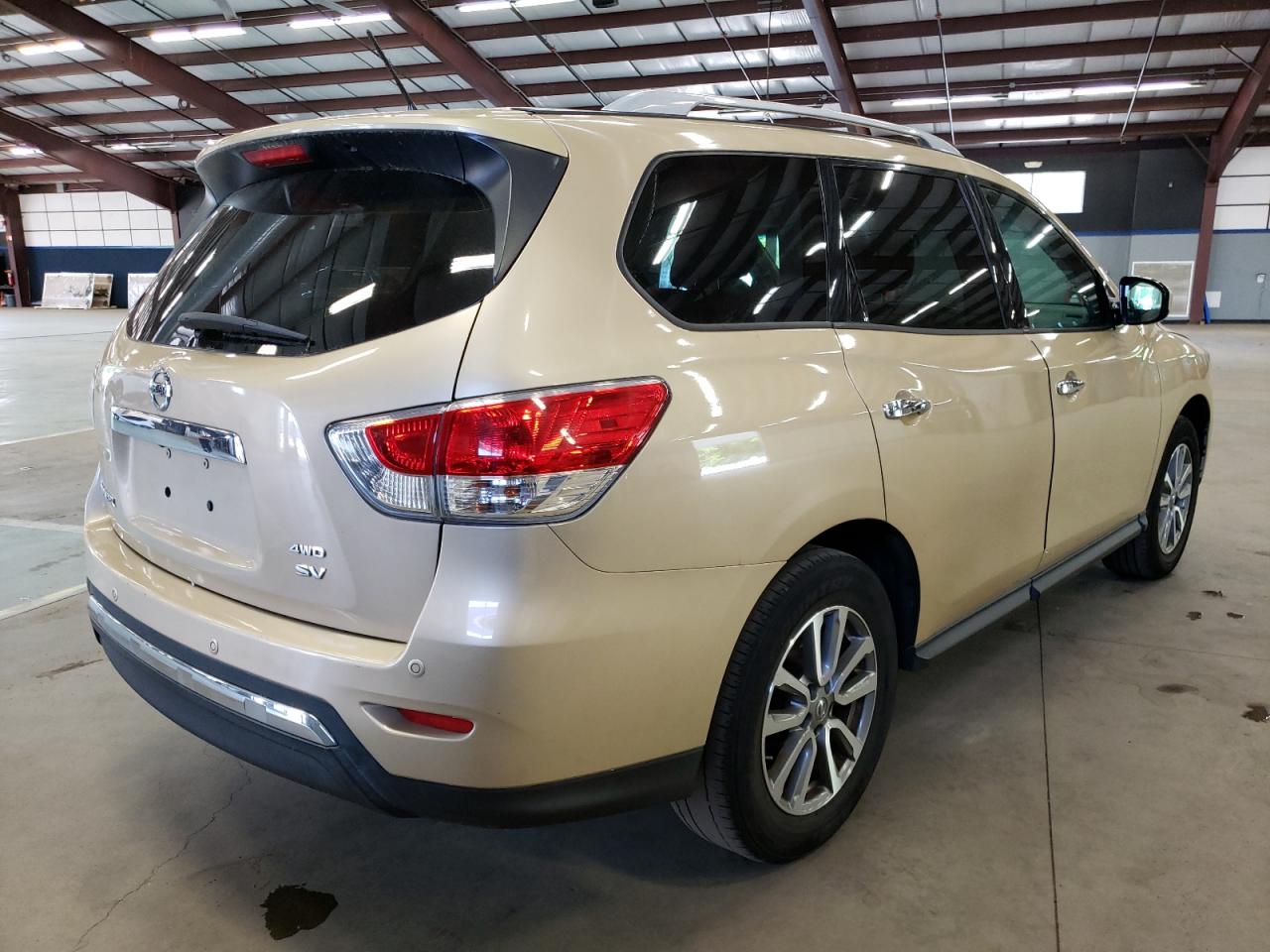 Photo 4 from auction – 2013 NISSAN PATHFINDER with VIN 5N1AR2MM5DC676933