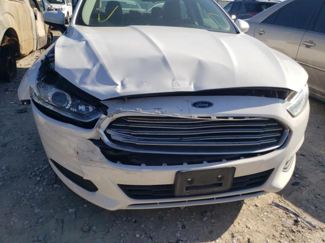 Photo 9 from auction – 2016 FORD FUSION S with VIN 3FA6P0G79GR354141