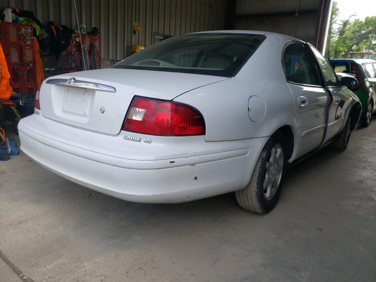 Photo 4 from auction – 2001 MERCURY SABLE with VIN 1MEHM55S01A638354