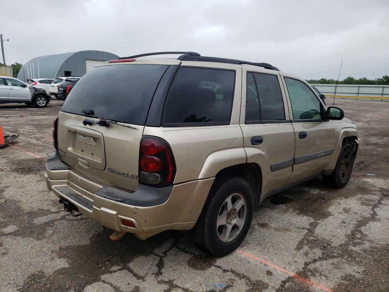 Photo 4 from auction – 2004 CHEVROLET TRAILBLAZE with VIN 1GNDS13S142294492