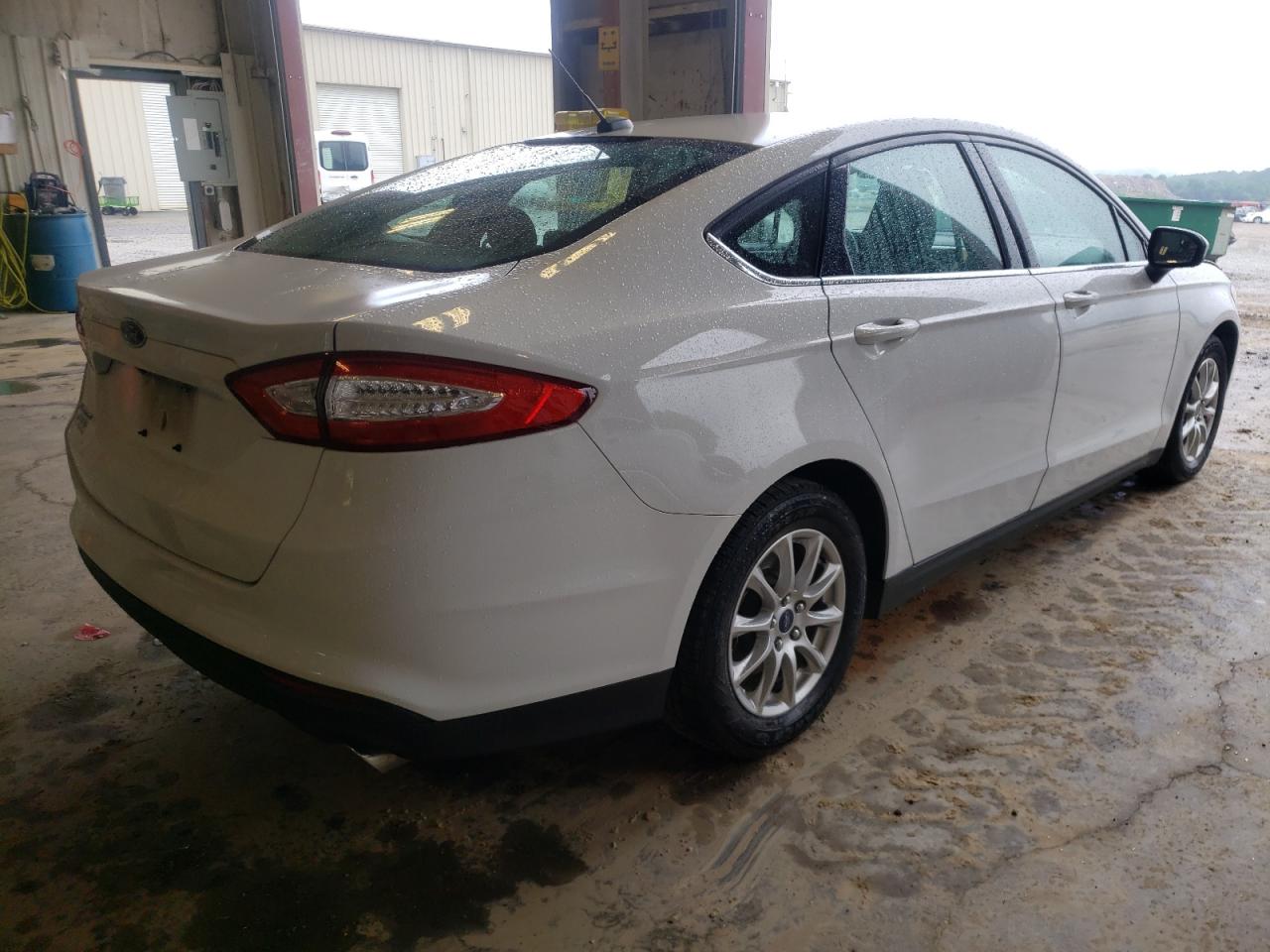 Photo 16 from auction – 2016 FORD FUSION S with VIN 3FA6P0G70GR296355