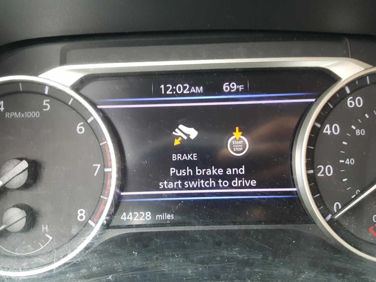 Photo 8 from auction – 2020 NISSAN SENTRA SR with VIN 3N1AB8DV2LY239663
