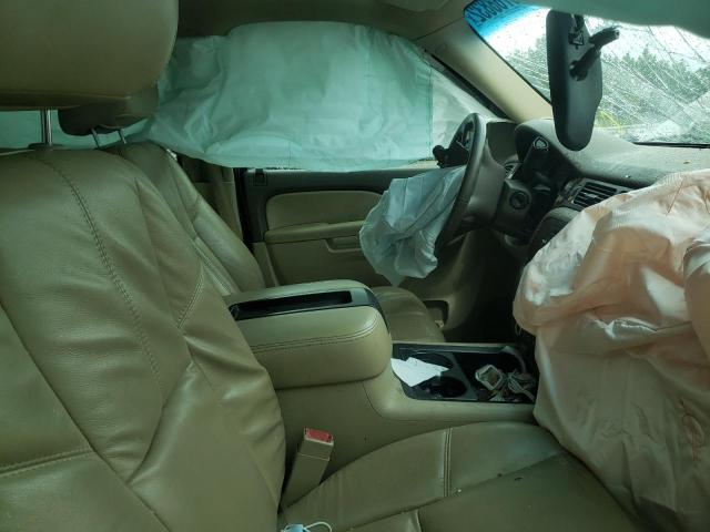 Photo 5 from auction – 2011 CHEVROLET SUBURBAN C with VIN 1GNSCJE06BR394656