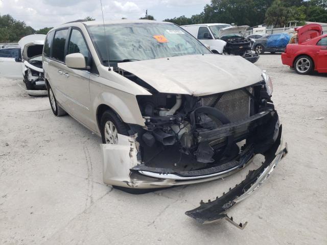 CHRYSLER TOWN & COU 2015 with VIN 2C4RC1BG2FR753719 - Photo from auction