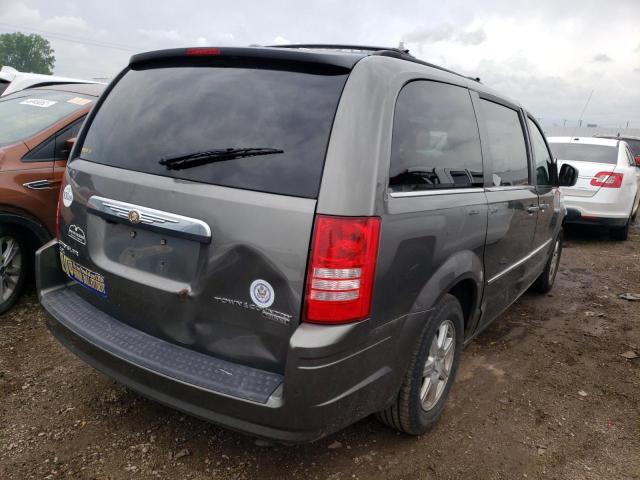 Photo 4 from auction – 2010 CHRYSLER TOWN & COU with VIN 2A4RR8DX3AR321647