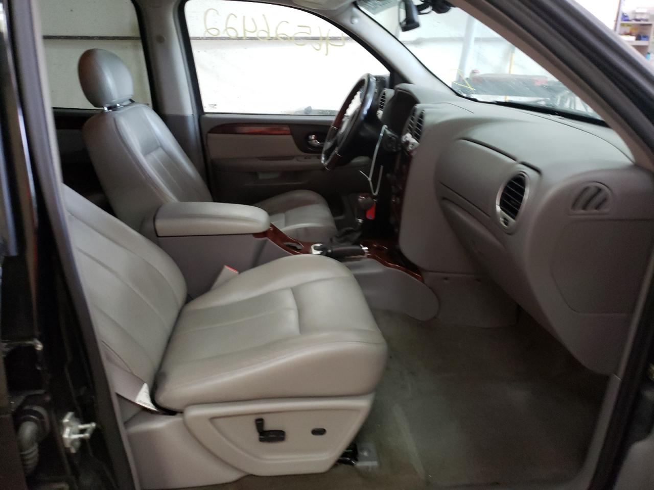 Photo 5 from auction – 2006 GMC ENVOY DENA with VIN 1GKET66M766169257