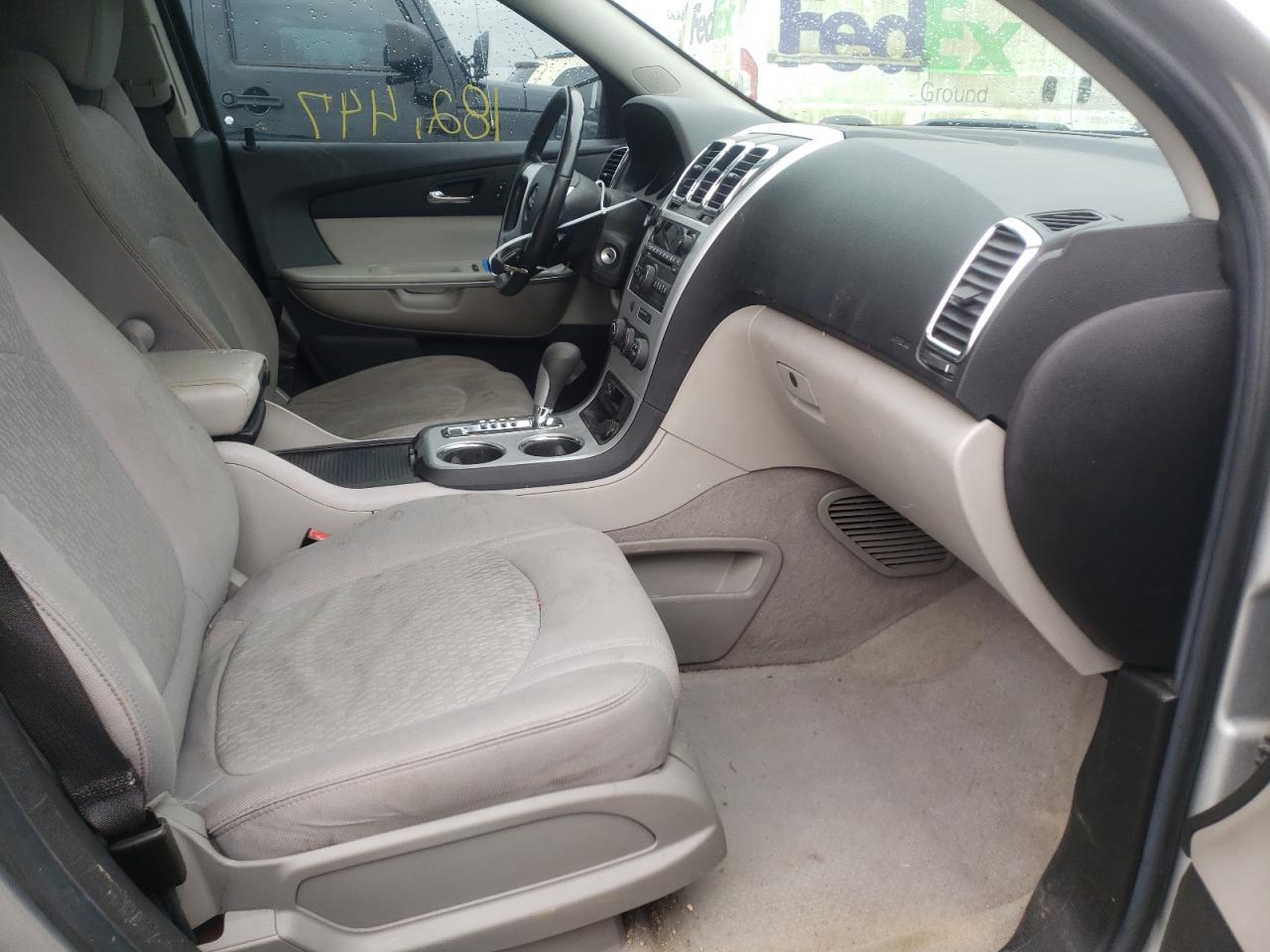 Photo 5 from auction – 2011 GMC ACADIA SLE with VIN 1GKKRNED5BJ132177