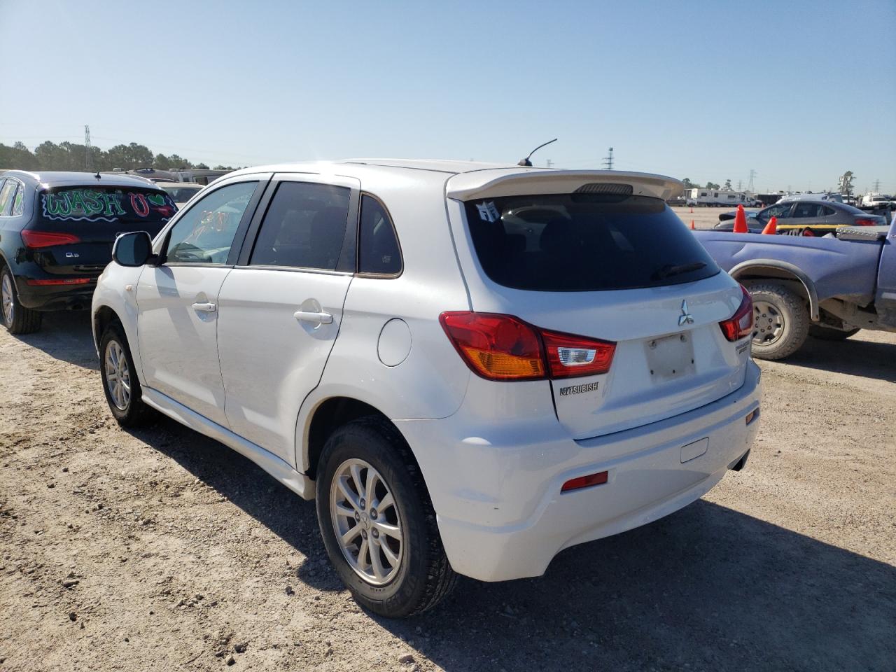 Photo 16 from auction – 2012 MITSUBISHI OUTLANDER with VIN JA4AP3AU8CZ006853