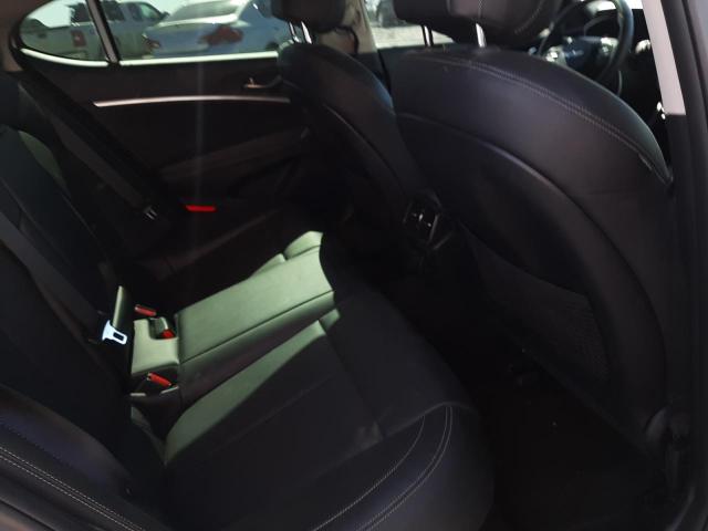 Photo 6 from auction – 2021 GENESIS G70 with VIN KMTG64LA9MU076082