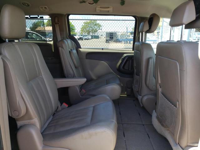 Photo 6 from auction – 2014 CHRYSLER TOWN & COU with VIN 2C4RC1BG7ER195865