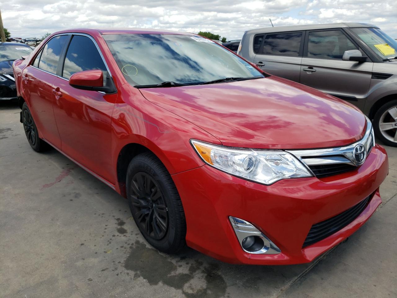 TOYOTA CAMRY BASE 2012 con VIN 4T1BF1FK7CU557339 - Foto de la subasta