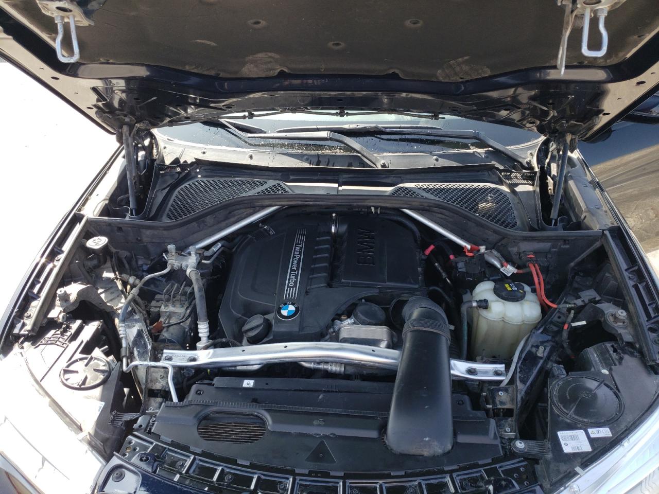 Photo 7 from auction – 2019 BMW X6 SDRIVE3 with VIN 5UXKU0C59K0H99477