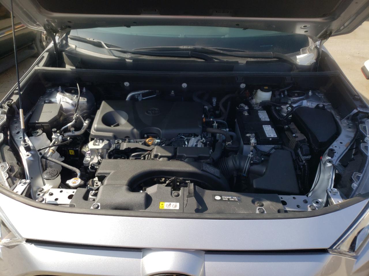 Photo 7 from auction – 2021 TOYOTA RAV4 XLE with VIN 2T3W1RFVXMC091442