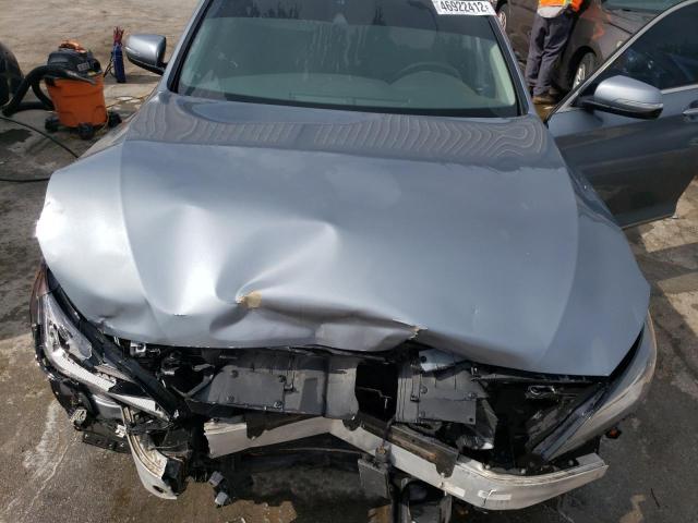 Photo 7 from auction – 2015 HYUNDAI GENESIS 3. with VIN KMHGN4JEXFU044084