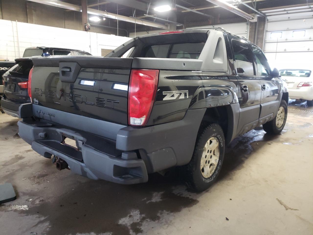 Photo 4 from auction – 2003 CHEVROLET AVALANCHE with VIN 3GNEK13T23G190600