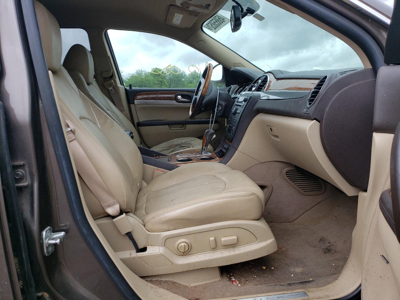 Photo 19 from auction – 2011 BUICK ENCLAVE CX with VIN 5GAKRBED7BJ295814