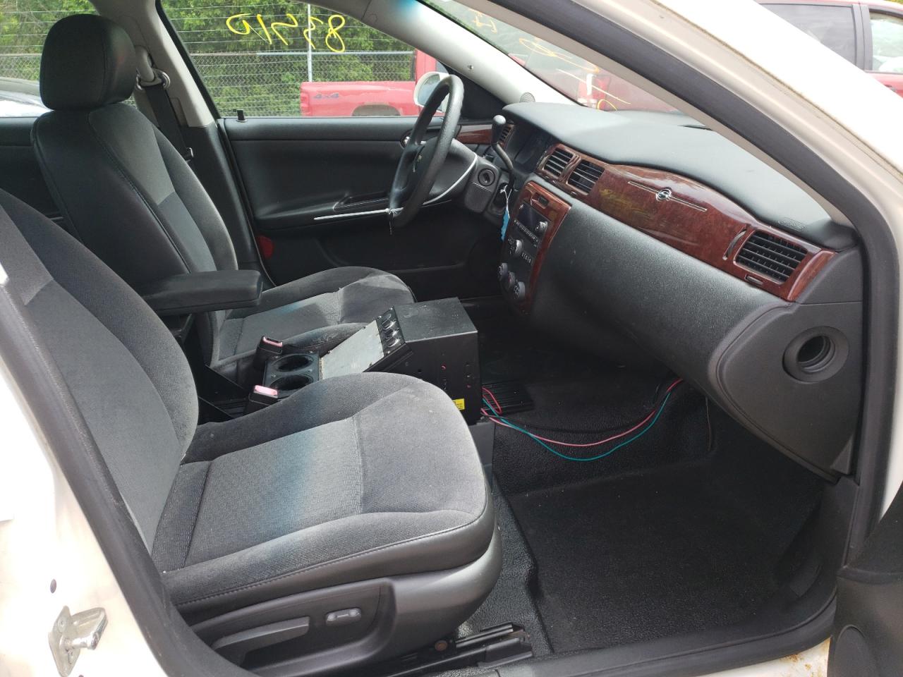 Photo 5 from auction – 2006 CHEVROLET IMPALA POL with VIN 2G1WS581469426392