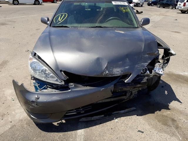 Photo 9 from auction – 2005 TOYOTA CAMRY LE with VIN 4T1BE32K35U625868