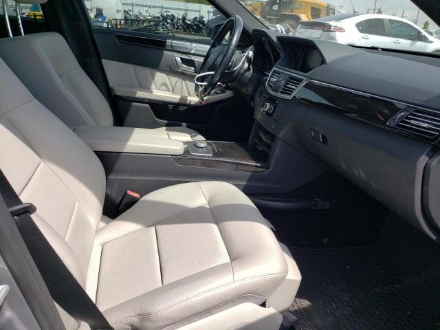 Photo 5 from auction – 2012 MERCEDES-BENZ E 350 with VIN WDDHF5KB5CA518977