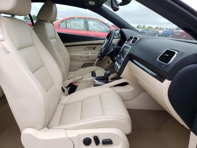 Photo 5 from auction – 2013 VOLKSWAGEN EOS LUX with VIN WVWFW8AH6DV002260