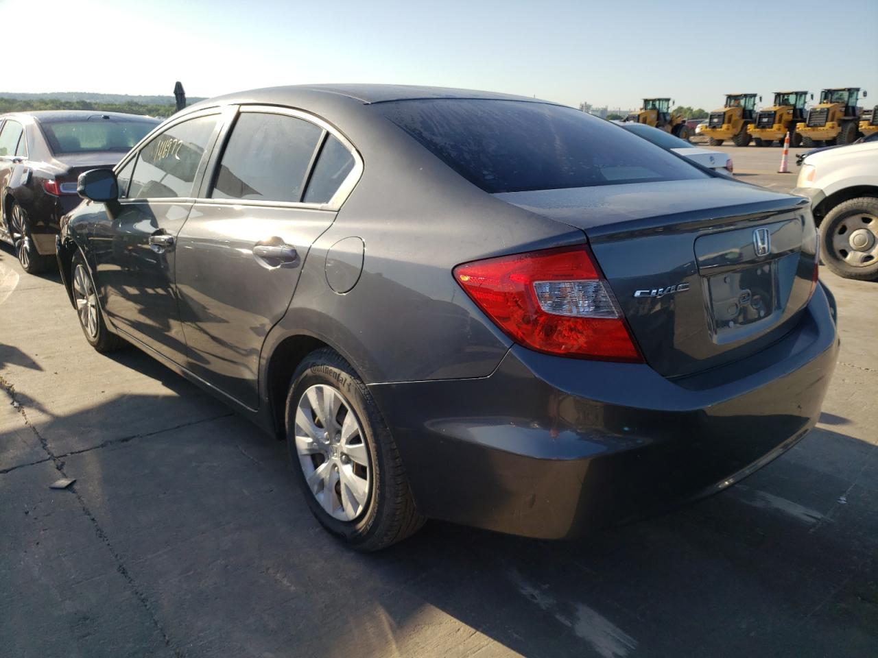 Photo 3 from auction – 2012 HONDA CIVIC LX with VIN 2HGFB2F52CH333479
