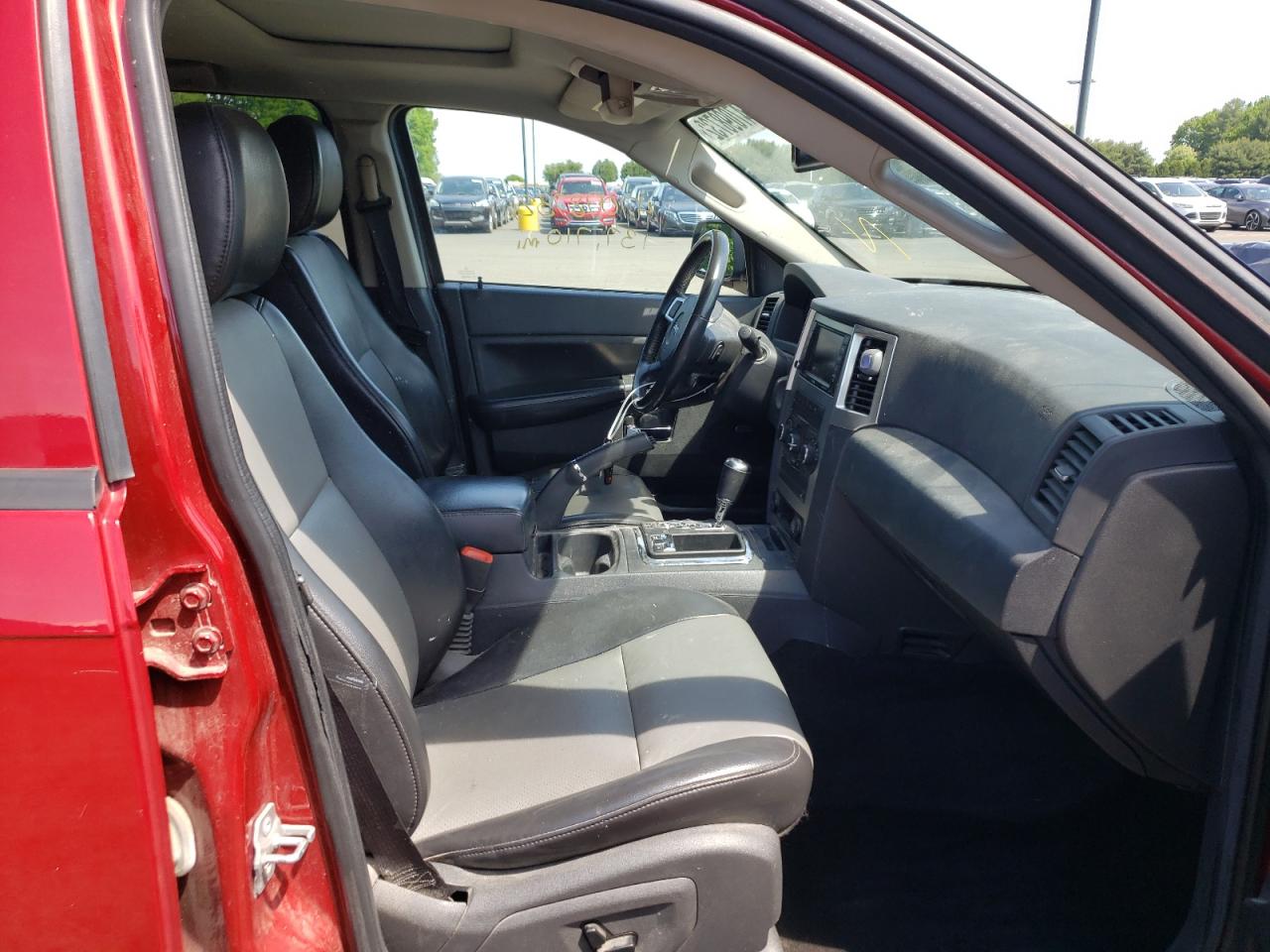 Photo 19 from auction – 2010 JEEP GRAND CHER with VIN 1J4RR4GT6AC146482