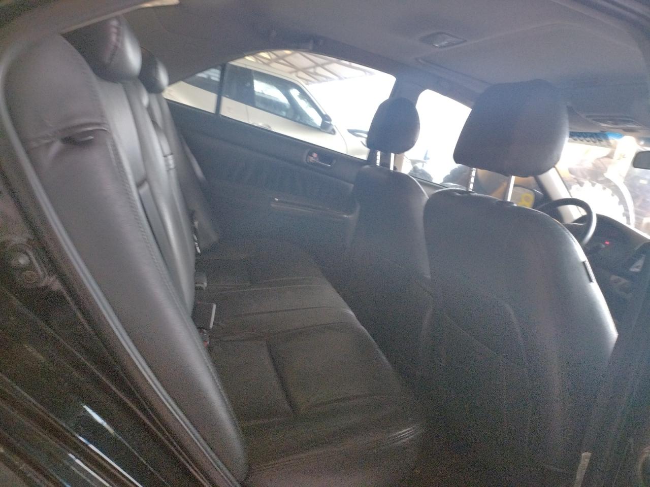 Photo 6 from auction – 2004 TOYOTA CAMRY LE with VIN 4T1BE30K34U293609