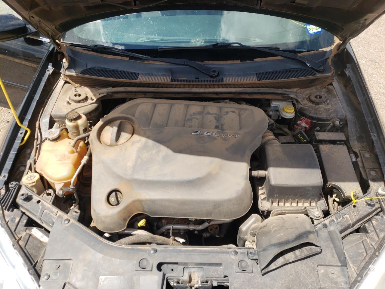 Photo 7 from auction – 2012 CHRYSLER 200 TOURIN with VIN 1C3CCBBG2CN316408