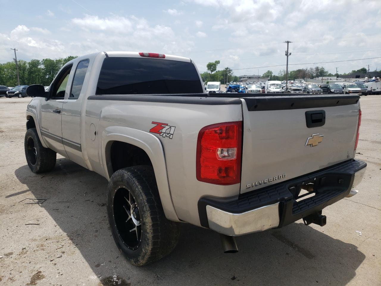 Photo 3 from auction – 2008 CHEVROLET SILVERADO with VIN 2GCEK19J181226369