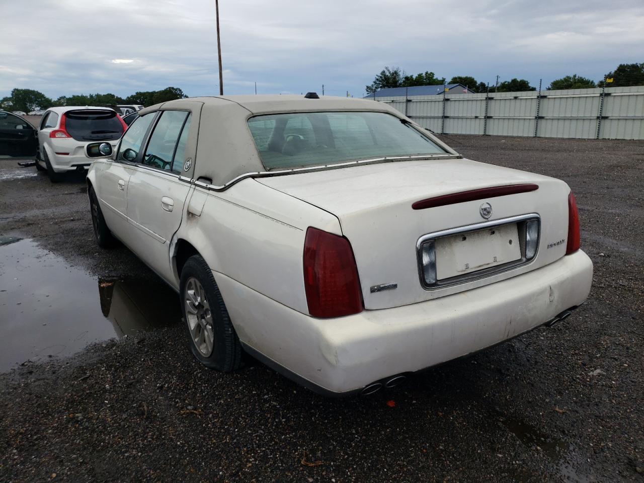 Photo 3 from auction – 2004 CADILLAC DEVILLE with VIN 1G6KD54Y44U187545