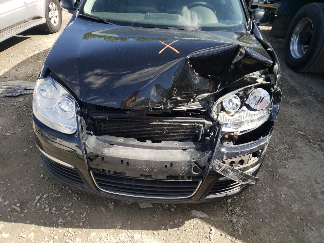 Photo 9 from auction – 2007 VOLKSWAGEN JETTA WOLF with VIN 3VWEF71K57M114223