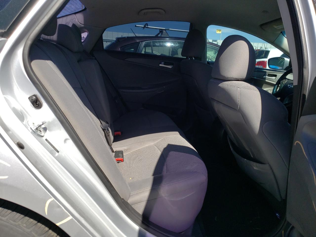 Photo 6 from auction – 2013 HYUNDAI SONATA GLS with VIN 5NPEB4AC2DH761959