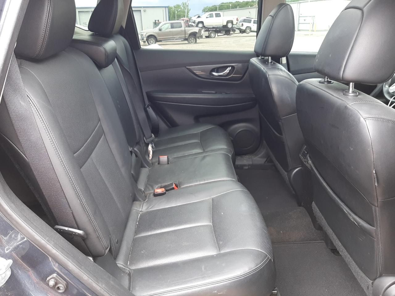 Photo 6 from auction – 2014 NISSAN ROGUE S with VIN 5N1AT2MT2EC834526