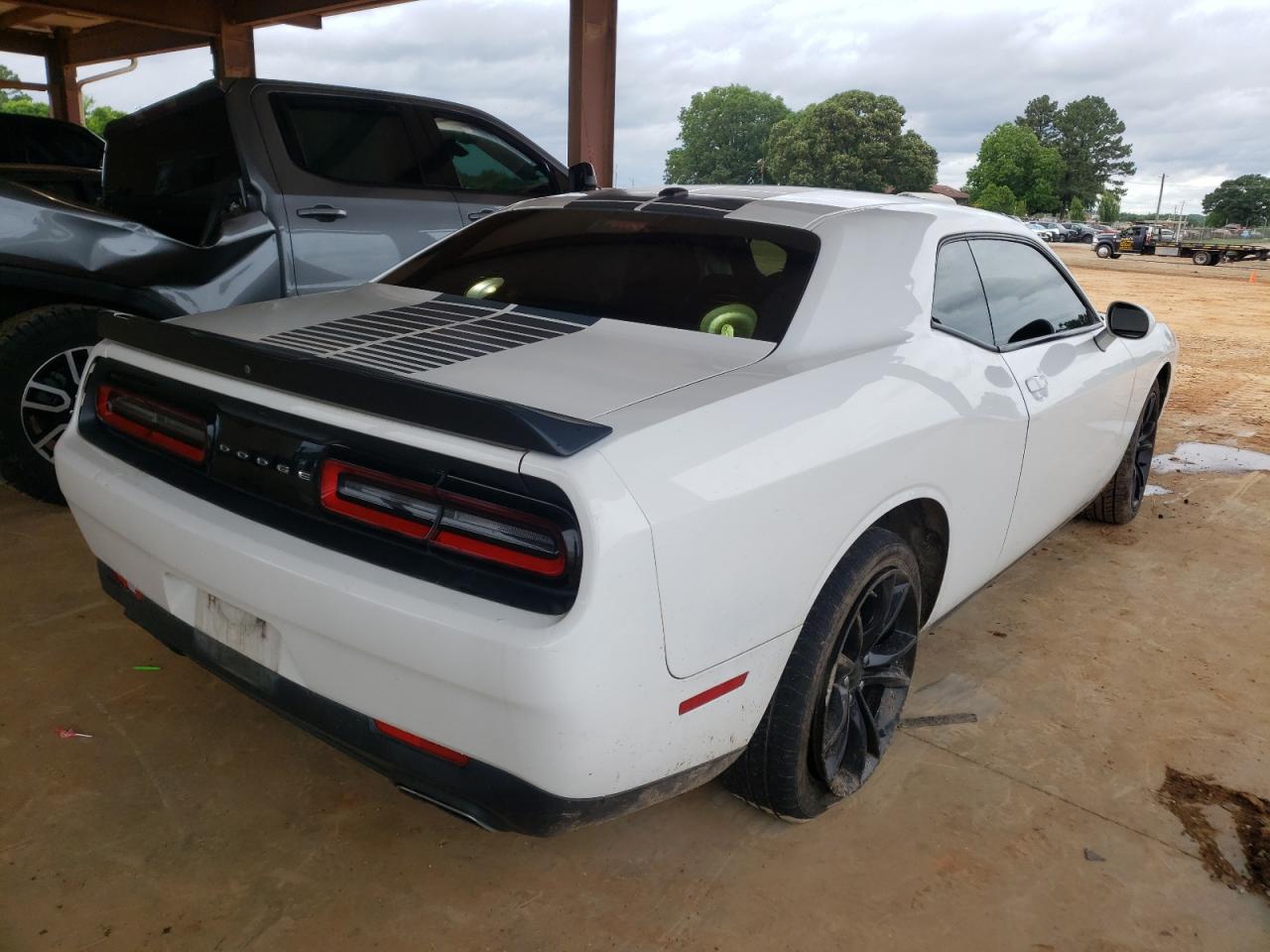Photo 4 from auction – 2016 DODGE CHALLENGER with VIN 2C3CDZAGXGH203019