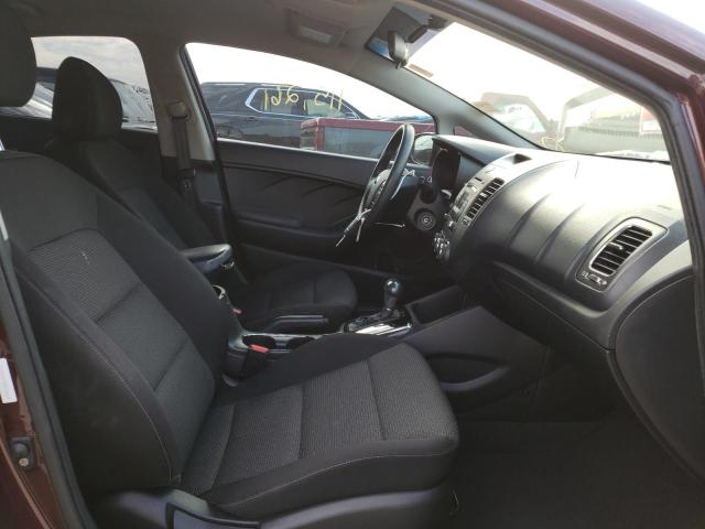 Photo 5 from auction – 2017 KIA FORTE LX with VIN 3KPFK4A78HE126410