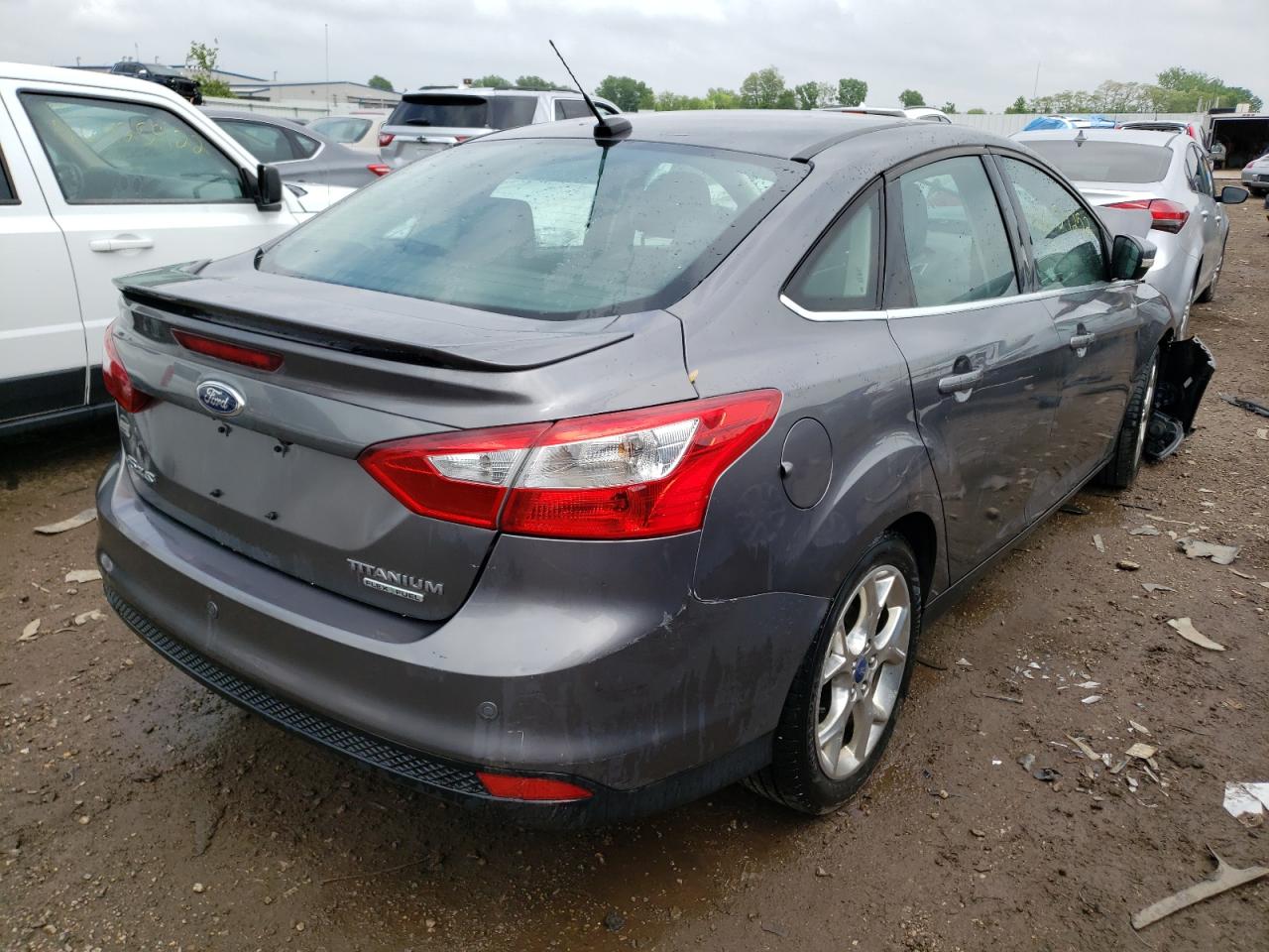 Photo 4 from auction – 2013 FORD FOCUS TITA with VIN 1FADP3J20DL218142