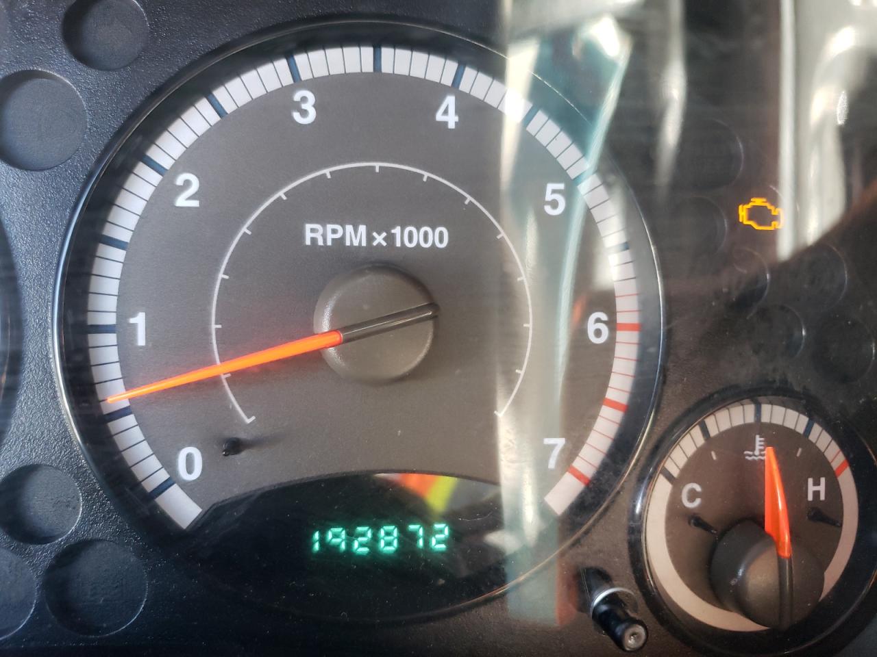 Photo 8 from auction – 2005 JEEP LIBERTY SP with VIN 1J4GL48KX5W602289